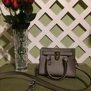 Michael Kors Mini Hamilton